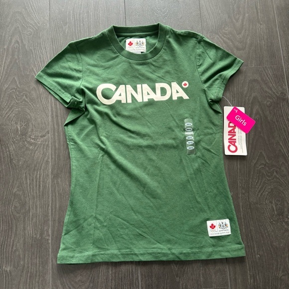 Canada Hudson’s Bay Green Tee - Picture 1 of 4